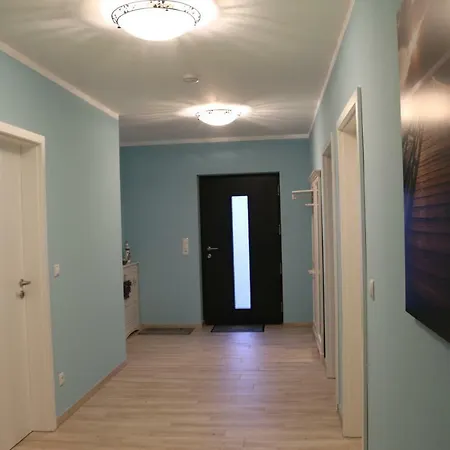 Ferienhaus * 巴斯托夫